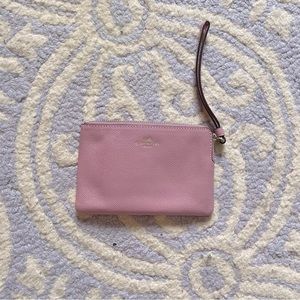 NWOT Coach pink wristlet